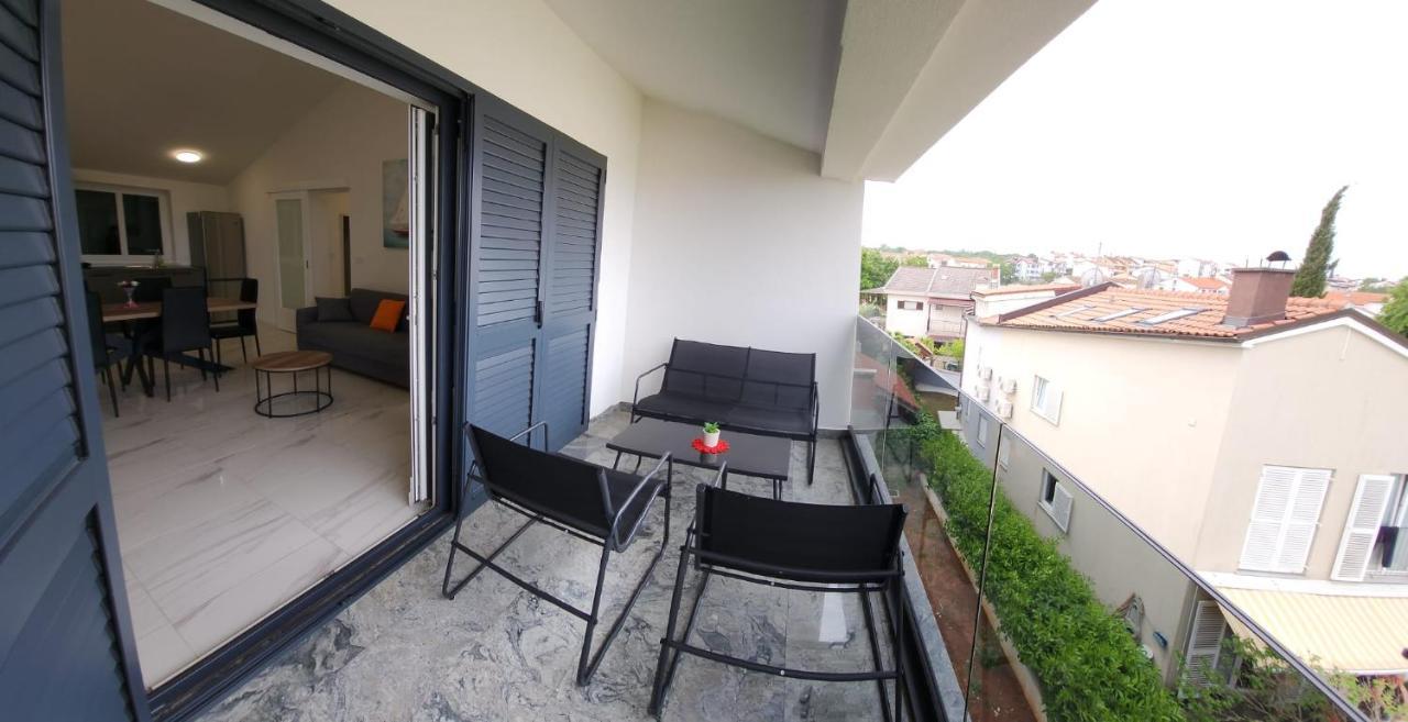 Apartmani M&L I M&J Malinska Exterior foto